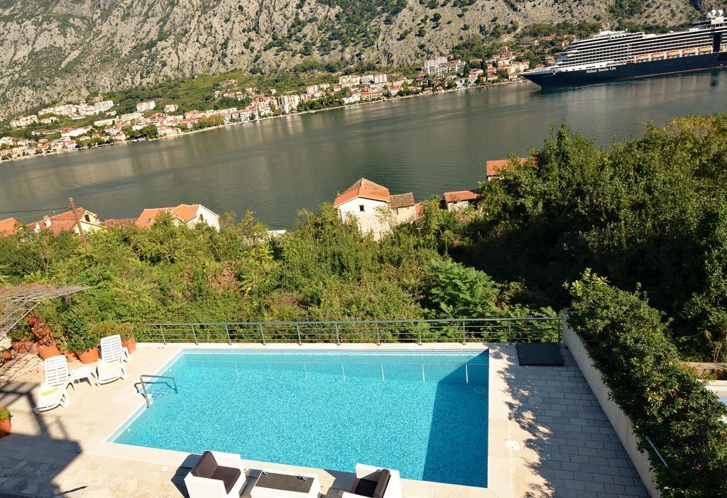Muo Apartments Kotor Exterior photo