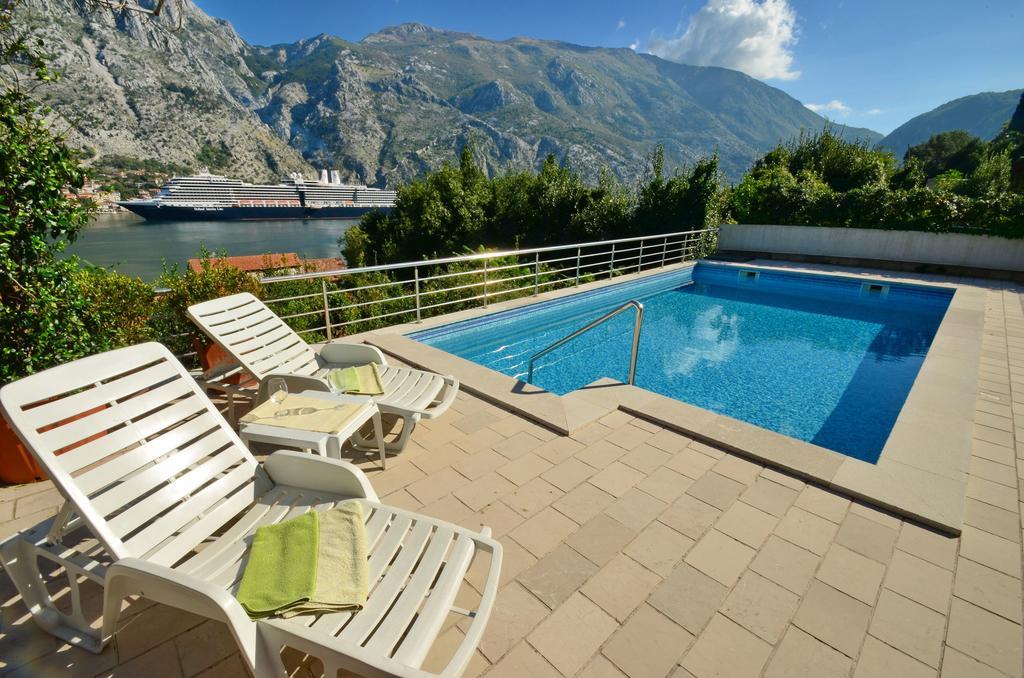 Muo Apartments Kotor Exterior photo